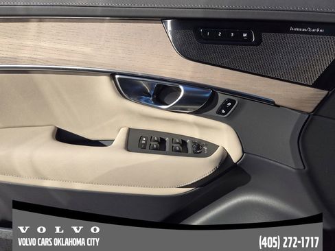 New 2026 Volvo XC90 B6 Plus w/ Protection Package Premier image 22