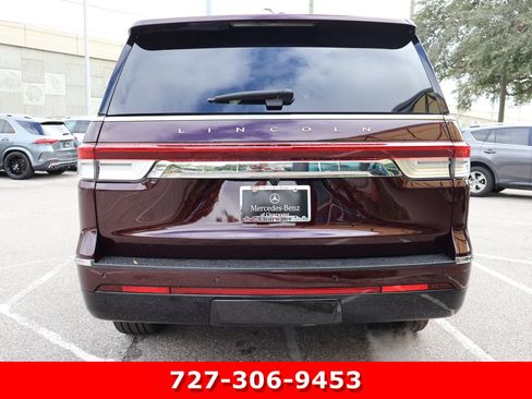 Used 2024 Lincoln Navigator Reserve image 8