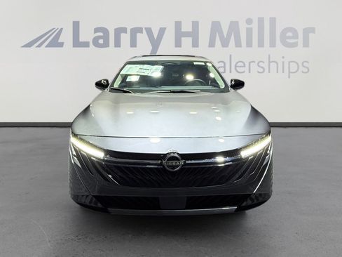 New 2026 Nissan Sentra SL w/ Floor Mat Package image 8