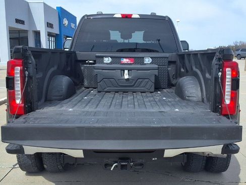 Used 2025 Ford F450 Lariat w/ Snow Plow/Camper Package image 9