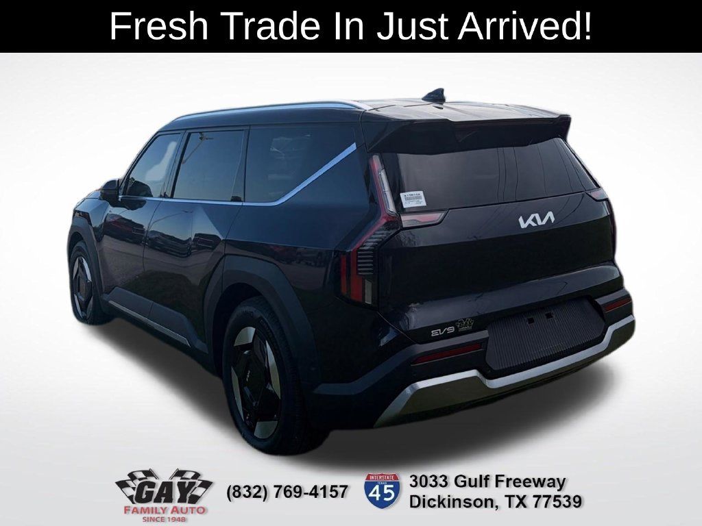 Certified 2026 Kia EV9 Wind AWD/4WD image 7