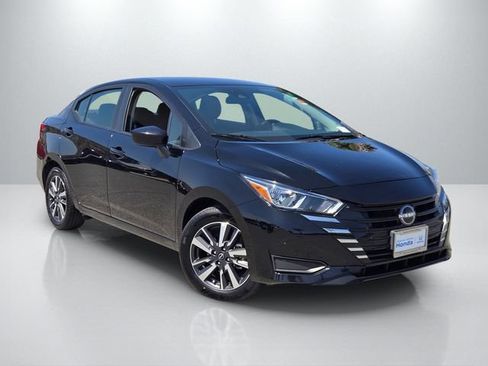 Used 2024 Nissan Versa SV FWD image 1