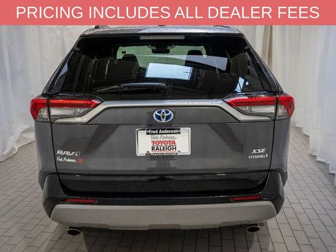 Certified 2024 Toyota RAV4 XSE AWD/4WD image 4