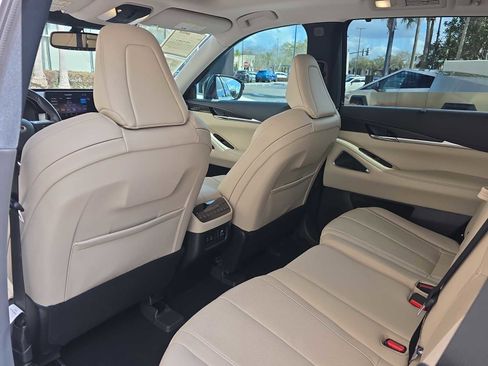 Used 2022 INFINITI QX60 Sensory w/ Cargo Package image 11