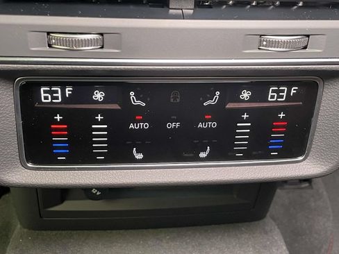 New 2026 Audi RS Q8 performance AWD/4WD image 25