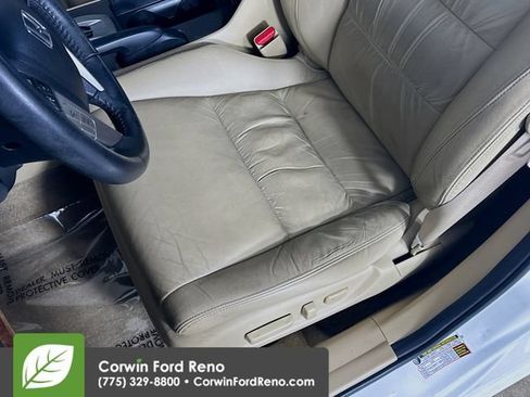 Used 2011 Honda Accord EX-L image 18