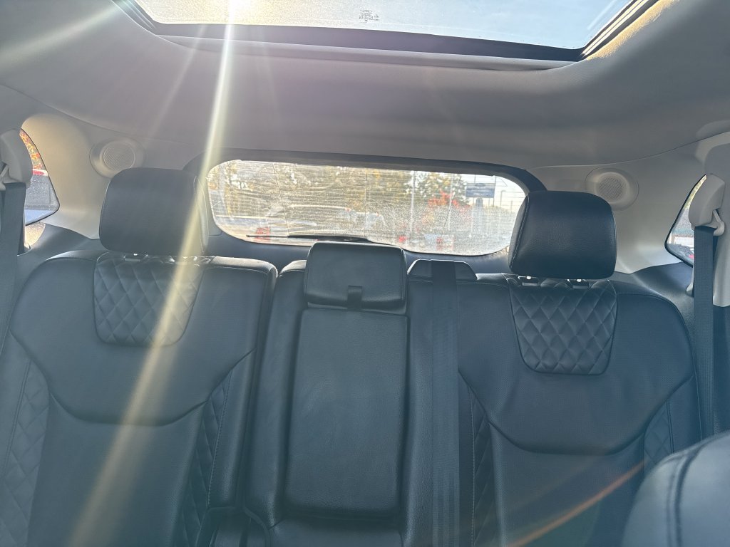 Used 2024 Ford Edge Titanium w/ Equipment Group 301A AWD/4WD image 44