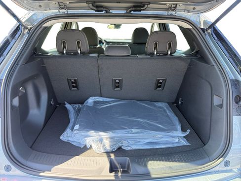 New 2027 Chevrolet Bolt LT FWD image 17