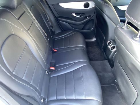 Used 2020 Mercedes-Benz GLC 300 image 29