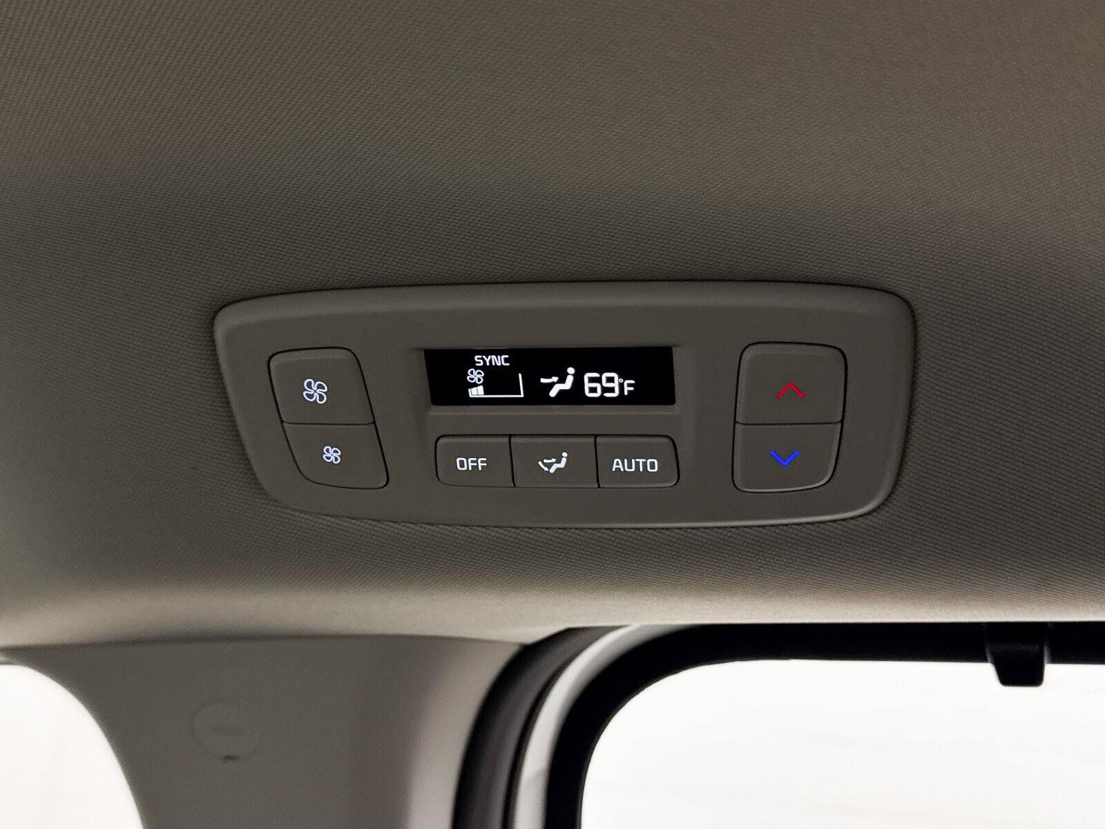Used 2025 Kia Carnival SX Prestige FWD image 35