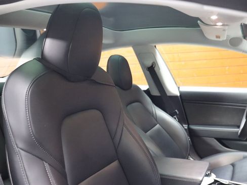 Used 2020 Tesla Model 3 Long Range image 60