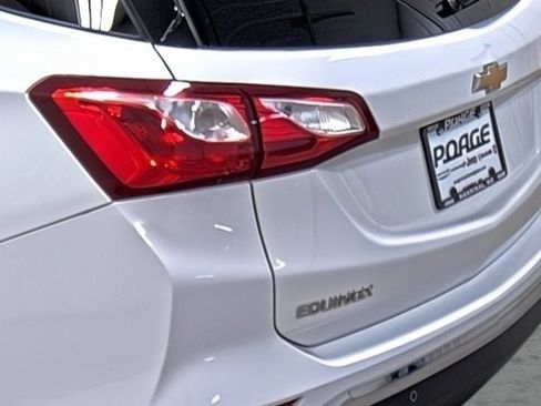 Used 2018 Chevrolet Equinox LT FWD image 10
