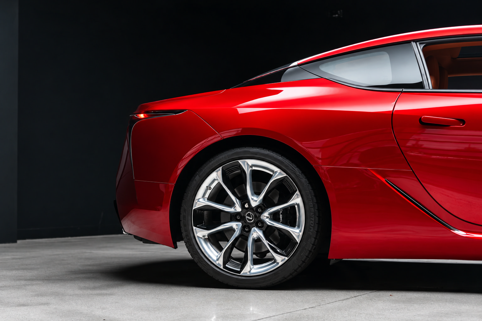 Used 2018 Lexus LC 500 Coupe w/ Sport Package RWD image 15