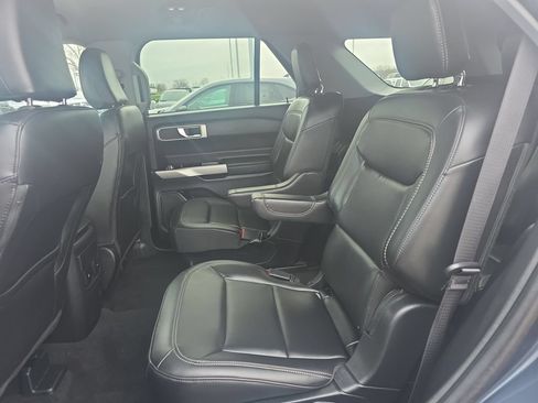 Certified 2024 Ford Explorer XLT w/ Equipment Group 202A AWD/4WD image 40