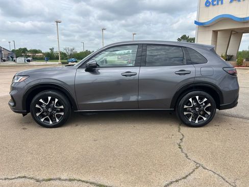 New 2026 Honda HR-V EX-L image 2