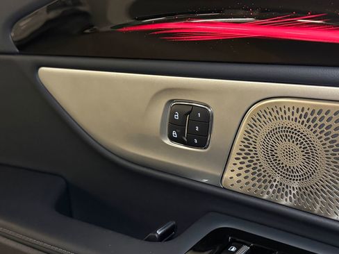 New 2026 Lincoln Nautilus Reserve AWD/4WD image 42