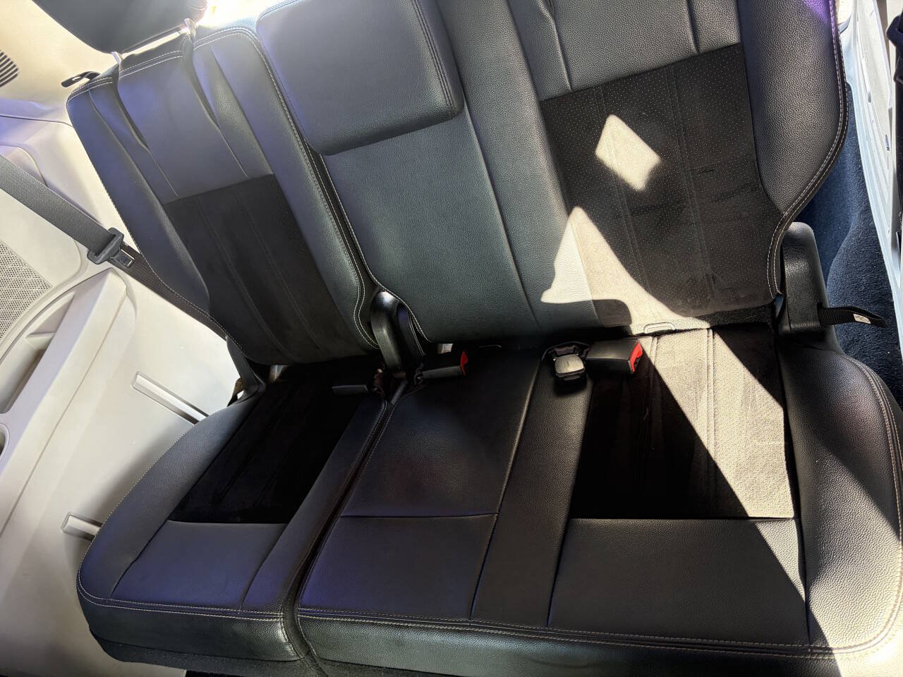 Used 2016 Dodge Grand Caravan American Value Package w/ UConnect Hands-Free Group FWD image 10