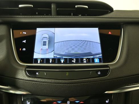 Used 2025 Cadillac XT5 Sportv w/ Technology Package AWD/4WD image 29