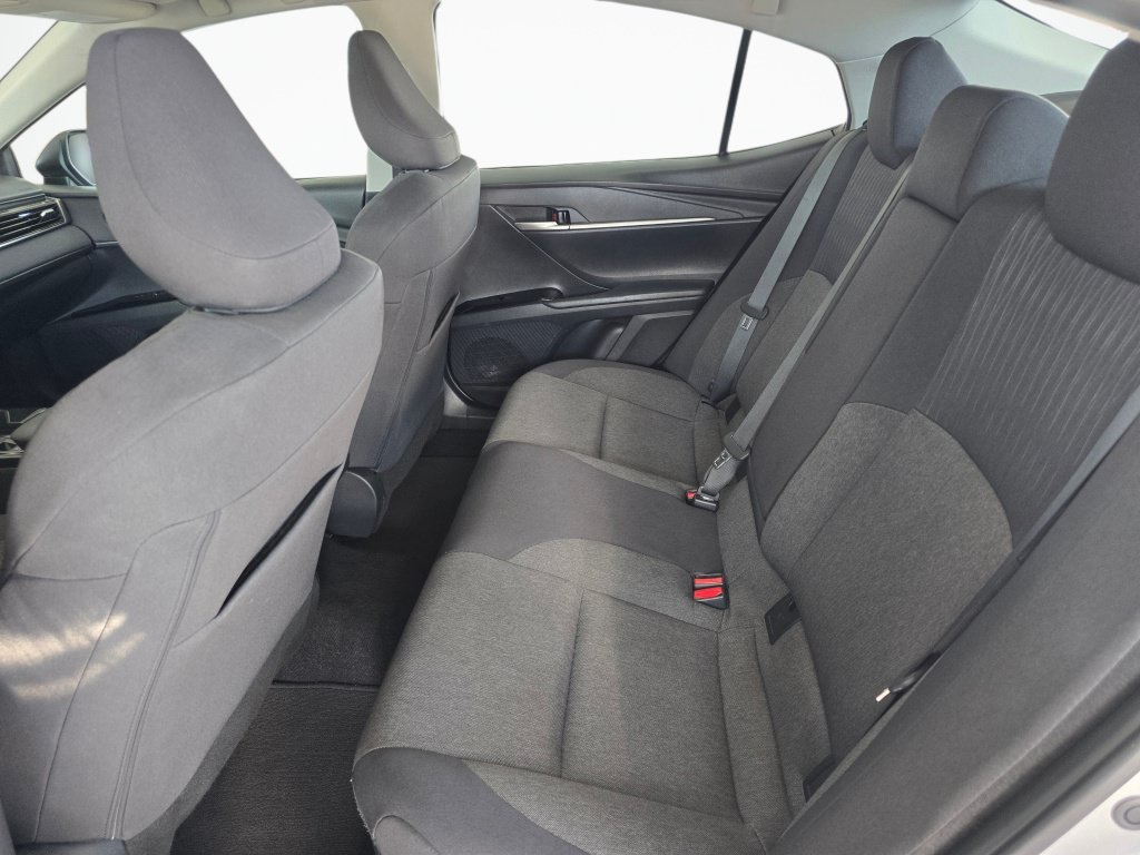 Used 2025 Toyota Camry LE w/ Convenience Package FWD image 36
