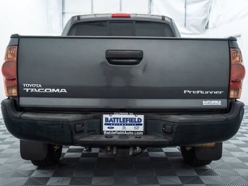 Used 2014 Toyota Tacoma PreRunner w/ Convenience Package RWD image 6