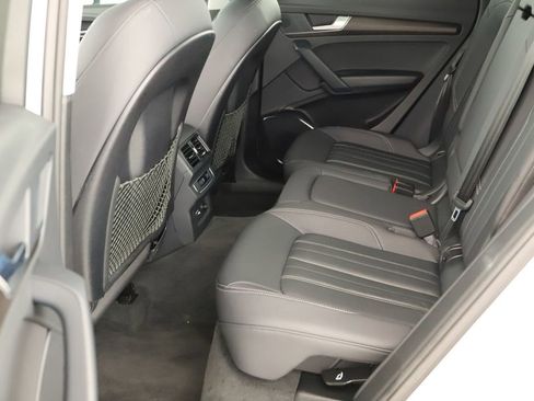 Used 2023 Audi Q5 2.0T Premium w/ Convenience Package image 28