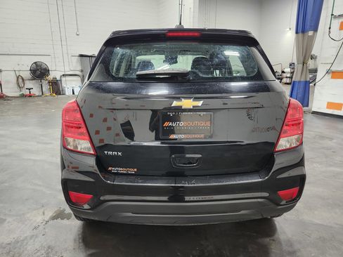 Used 2020 Chevrolet Trax LS FWD image 14