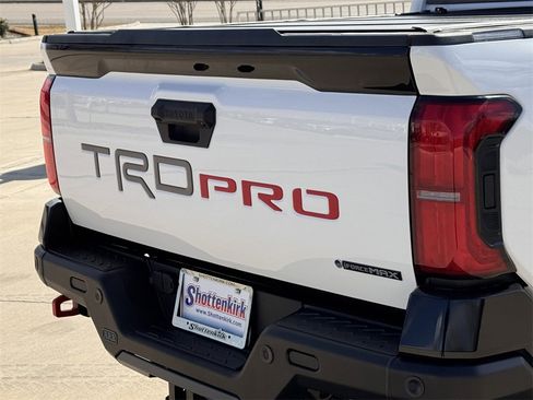 Used 2025 Toyota Tacoma TRD Pro image 6