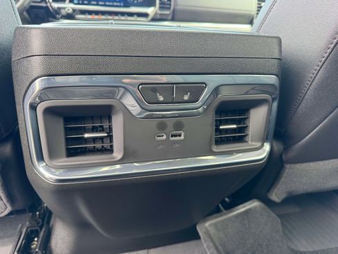 Used 2025 Chevrolet Silverado 1500 LTZ w/ LTZ Premium Package AWD/4WD image 29