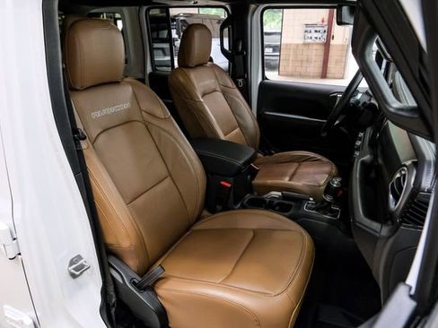 Used 2022 Jeep Wrangler Unlimited Rubicon AWD/4WD image 65