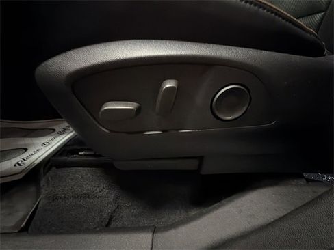 Certified 2024 GMC Acadia AT4 w/ Luxury Package image 12