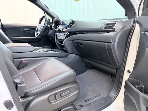 Used 2025 Honda Ridgeline Black Edition image 38