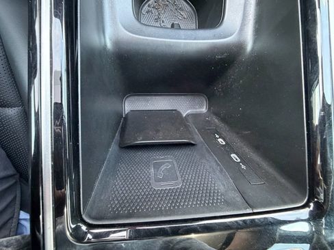 Used 2023 Volkswagen ID.4 Pro S AWD/4WD image 25