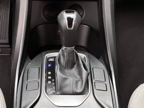 Used 2017 Hyundai Santa Fe Sport FWD image 21