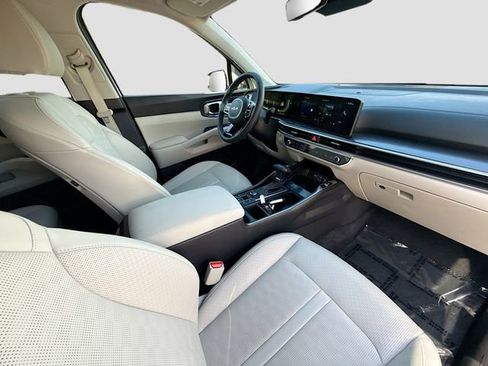 Used 2025 Kia Sorento S w/ Panoramic Sunroof Package FWD image 28