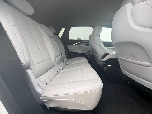 Certified 2024 Cadillac Lyriq Luxury image 35