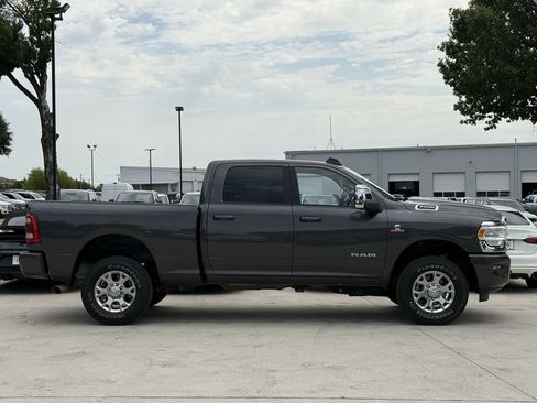 Used 2024 RAM 2500 Laramie w/ Safety Group AWD/4WD image 3