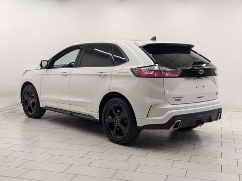 Used 2020 Ford Edge ST image 2