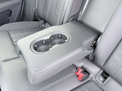 Used 2023 Audi Q4 e-tron Premium Plus w/ Premium Plus image 46