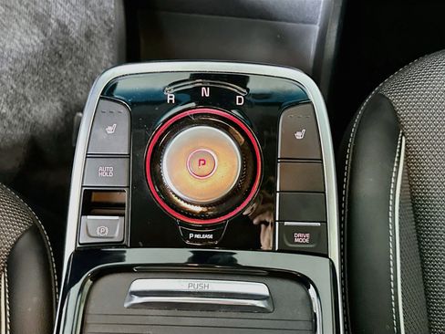 Used 2022 Kia Niro EX FWD image 25