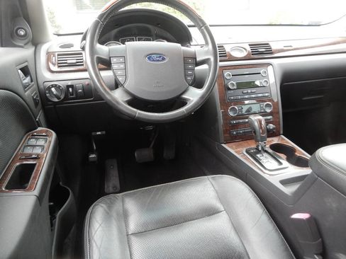 Used 2008 Ford Taurus Limited AWD/4WD image 31