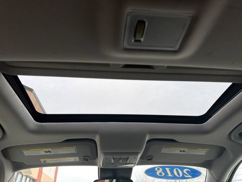 Used 2018 Chevrolet Trax LT w/ Sun & Sound Package image 35