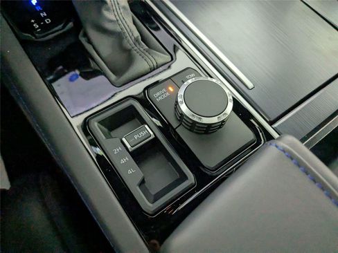 New 2025 Toyota Tundra Platinum AWD/4WD image 20