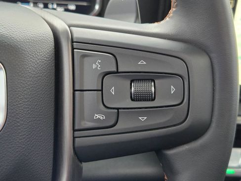 Used 2025 GMC Sierra 1500 AT4 w/ Technology Package image 30