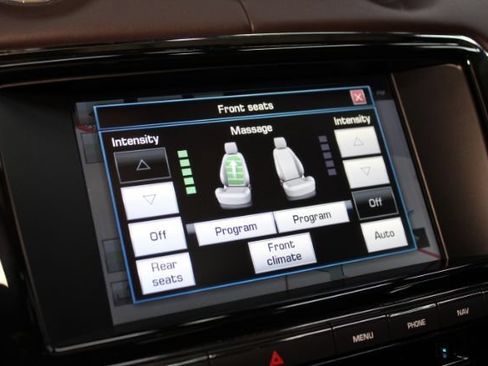 Used 2015 Jaguar XJ L Portfolio RWD image 22
