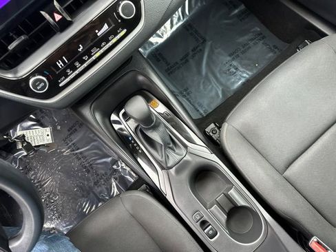 Certified 2025 Toyota Corolla LE FWD image 37