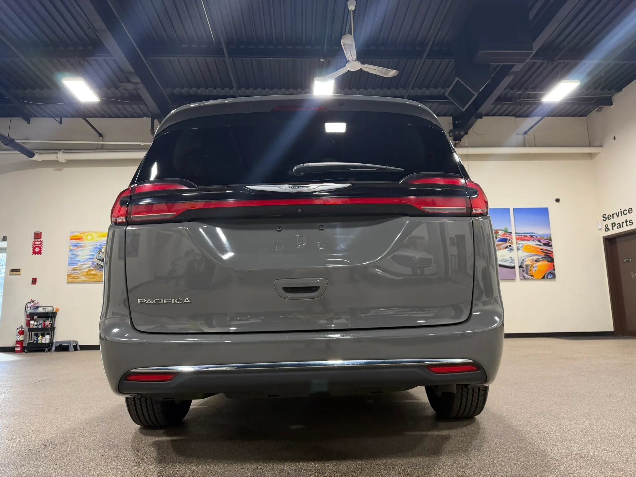 Used 2022 Chrysler Pacifica Touring-L FWD image 18