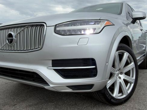 Used 2017 Volvo XC90 T8 Inscription AWD/4WD image 2