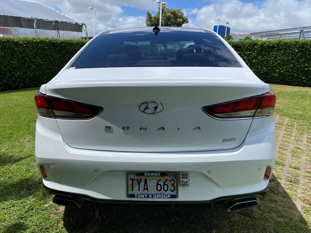 Used 2019 Hyundai Sonata Limited w/ Cargo Package FWD image 6