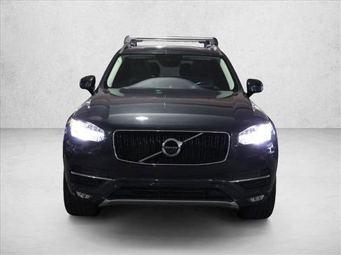 Used 2017 Volvo XC90 T6 Momentum w/ Vision Package image 2