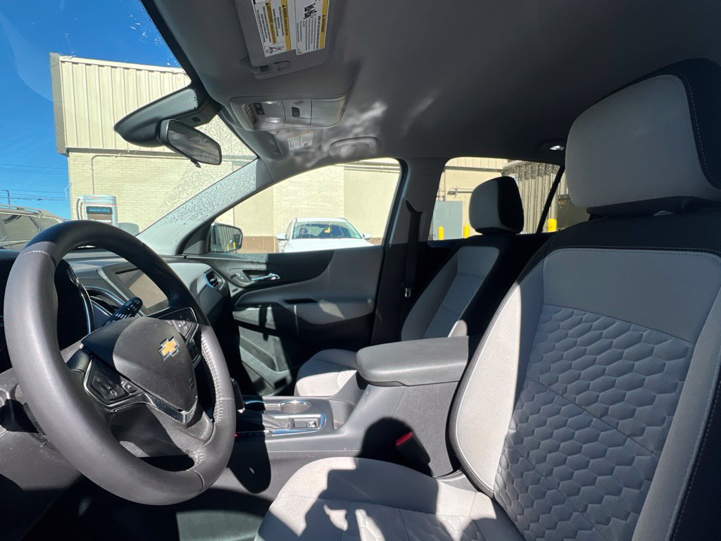 Used 2021 Chevrolet Equinox LT AWD/4WD image 12